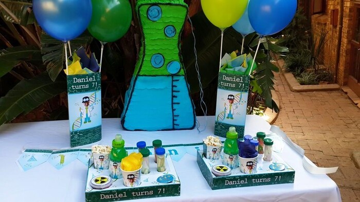 Kiddies Theme Parties offers personalized birthday party supplies and decor for sale.