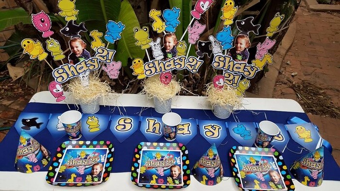 Our custom made Stikeez party supplies include party hats, printed t-shirts, badges and more.