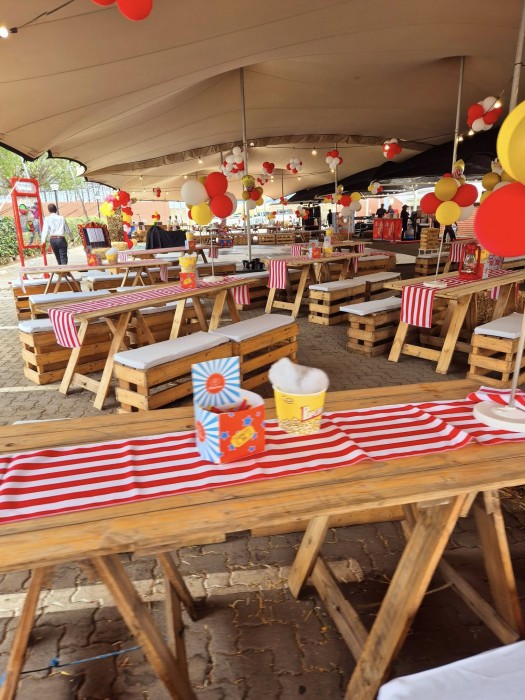 Kiddies Theme Parties offers personalized birthday party supplies and decor for sale.