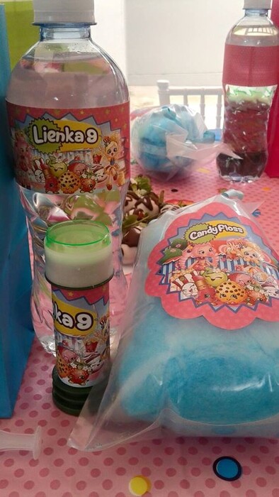 Kiddies Theme Parties offers personalized Shopkins party supplies and decor for sale.