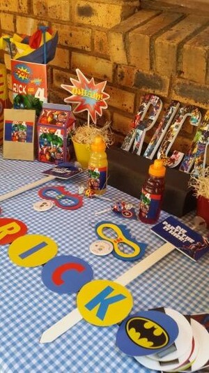 Kiddies Theme Parties offers personalized birthday party supplies and decor for sale.