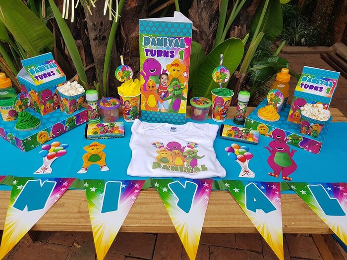 Kiddies Theme Parties offers personalized birthday party supplies and decor for sale.