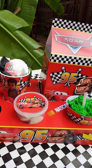 Kiddies Theme Parties offers complete Disney Cars party packages so you don't have to worry about a thing