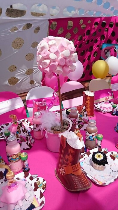 Kiddies Theme Parties offers personalized birthday party supplies and decor for sale.