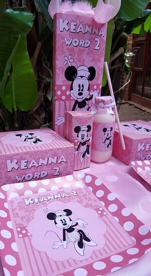 Kiddies Theme Parties hire out gazebos, picnic tables, umbrellas and photo boards for your Vintage Minnie Mouse party.