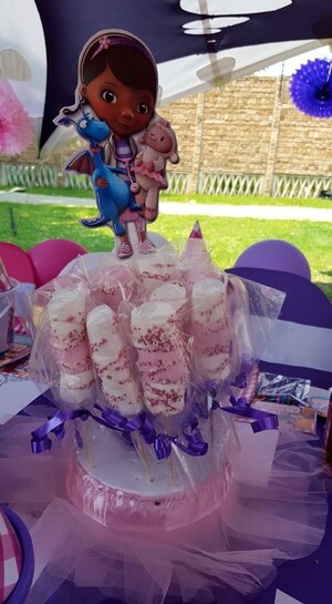 Kiddies Theme Parties not only make personalised baby shower decorations, we can also do the entire party setup for you.