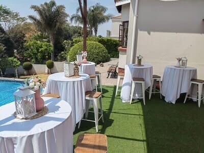 Kiddies Theme Parties offers personalized birthday party supplies and decor for sale.