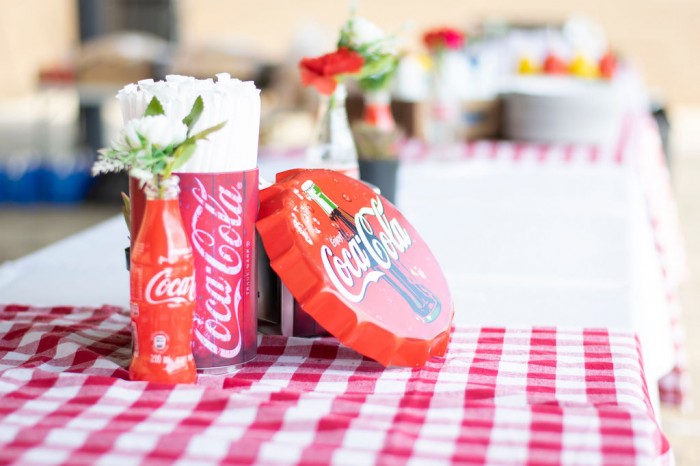 Kiddies Theme Parties offers personalized birthday party supplies and decor for sale.