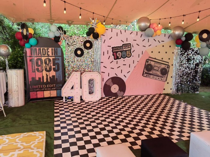 Kiddies Theme Parties offers personalized birthday party supplies and decor for sale.