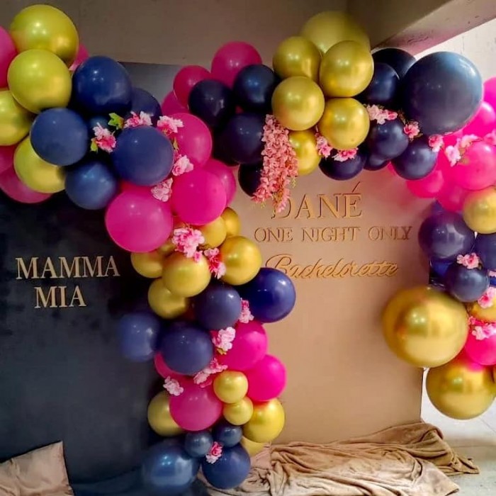 Kiddies Theme Parties offers personalized birthday party supplies and decor for sale.