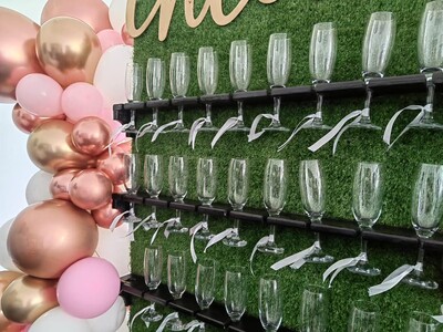 Kiddies Theme Parties offers personalized birthday party supplies and decor for sale.