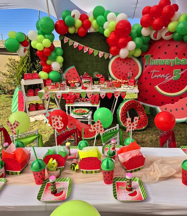 Kiddies Theme Parties offers personalized birthday party supplies and decor for sale.