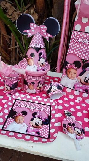 Kiddies Theme Parties offers personalized baby shower supplies and decor for sale.