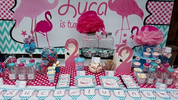 Kiddies Theme Parties offers personalized birthday party supplies and decor for sale.