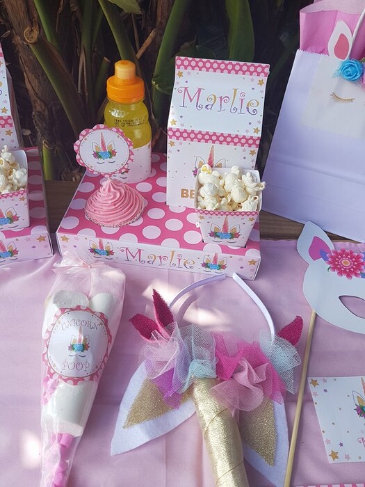 Kiddies Theme Parties offers personalized birthday party supplies and decor for sale.