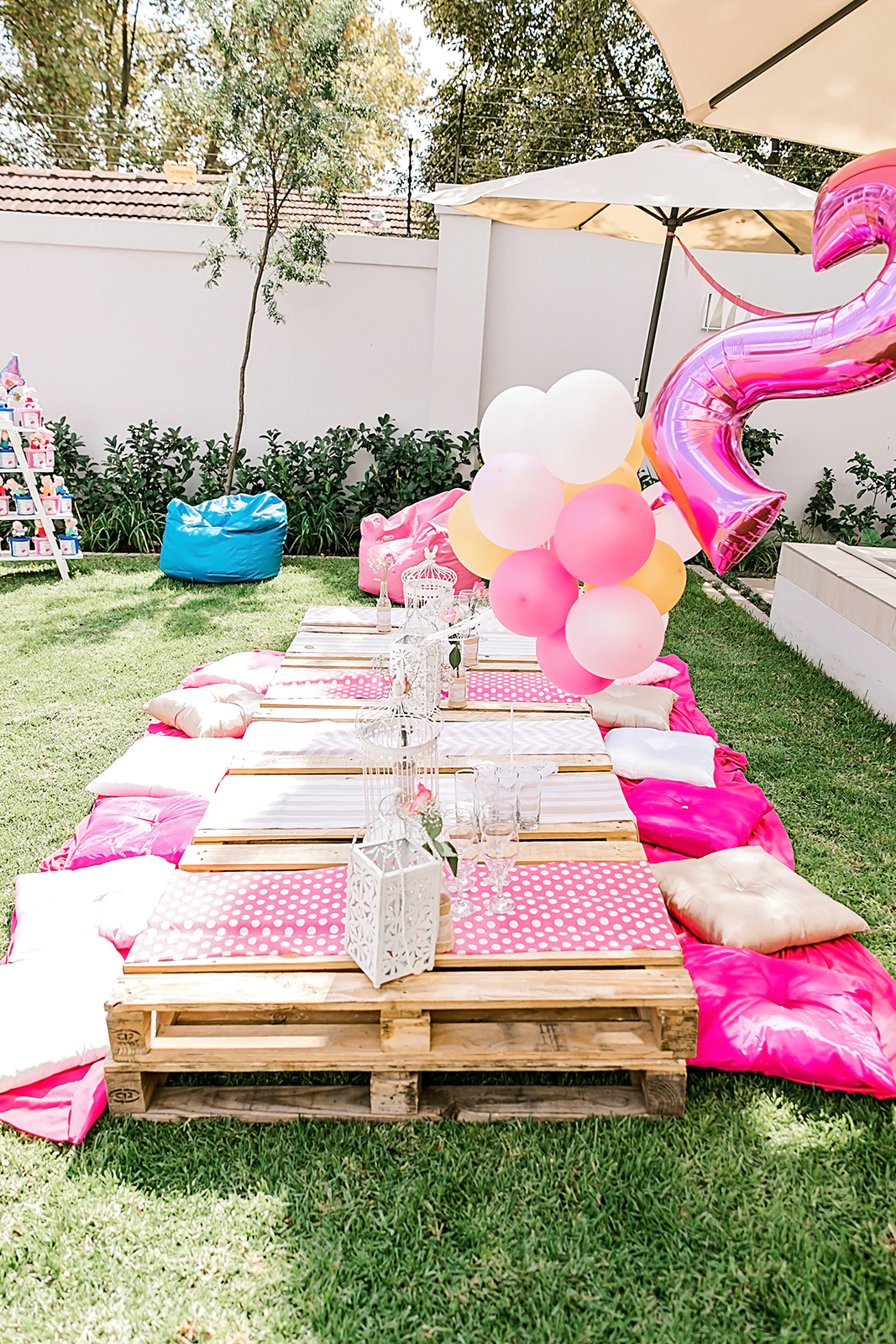 County Picnic or Vintage Pallet Setup Decor Gauteng